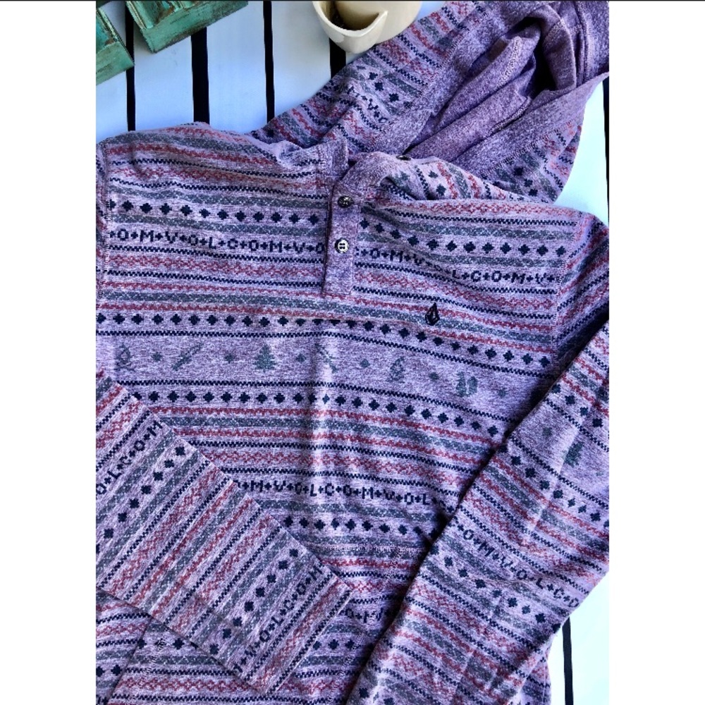 SOLD 🔴 Volcom Hoodie Pullover